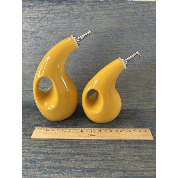 Rachael Ray 2 Piece EVOO Oil Vinegar Dispensers Mustard Yellow Ceramic Kitchen - Picture 2 of 7